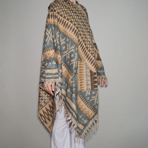 Ilgas Pončas su gobtuvu