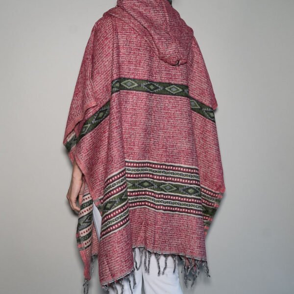 Trumpas Pončas su gobtuvu