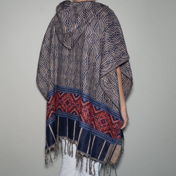 Trumpas Pončas su gobtuvu